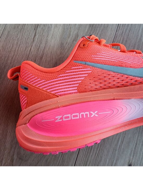 Nike ZoomX Mens Road Running Shoes Red White Sz 6.5 Sneaker Athletic HM6804-603 main image 4